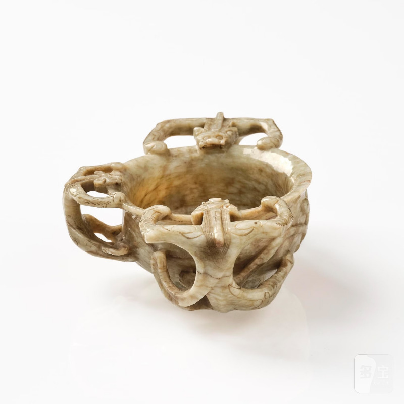 A large 'chicken-bone' jade chilong cup, - 图3